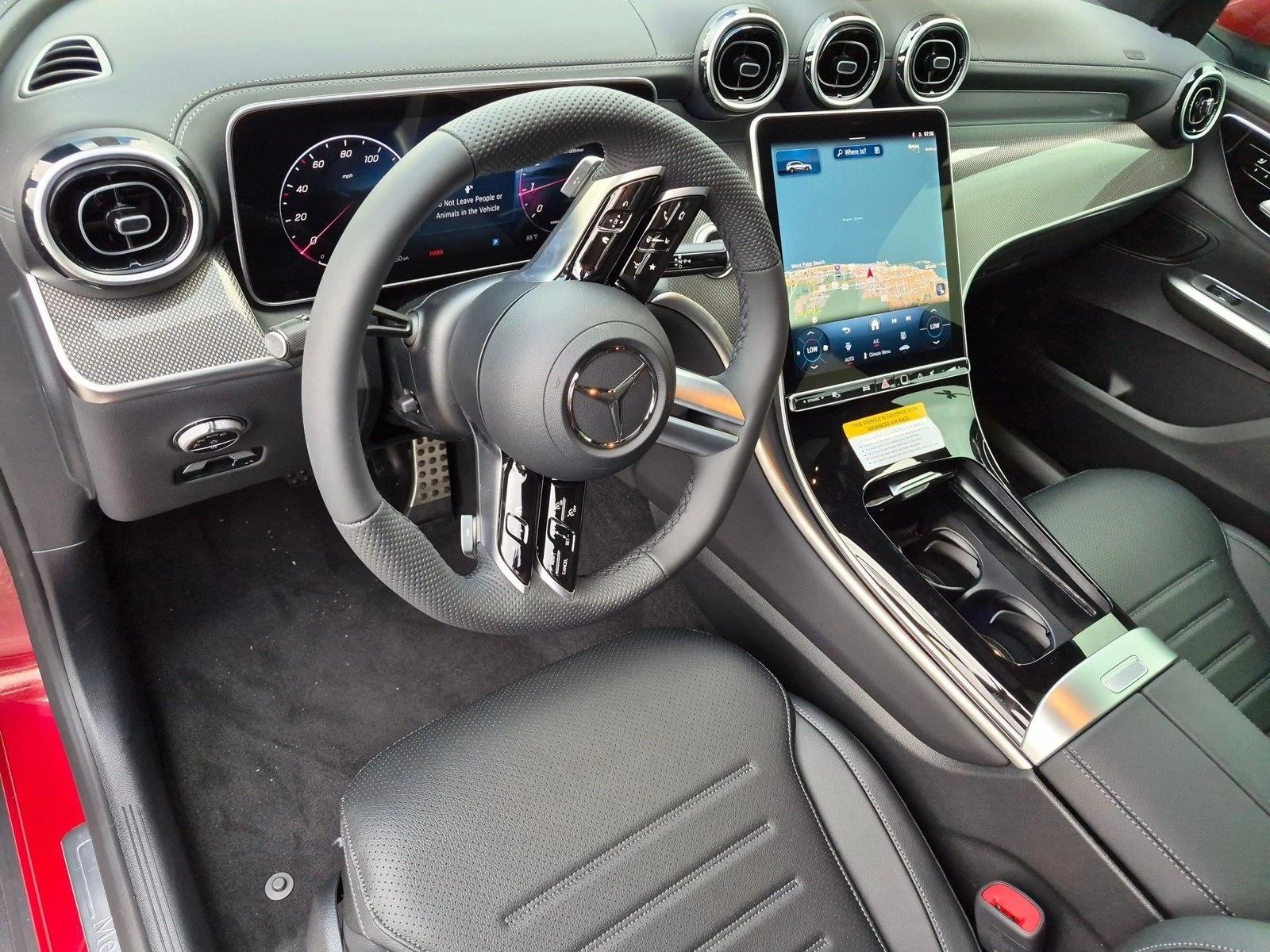 2026 GLC 300 4MATIC, photo 3 of 17