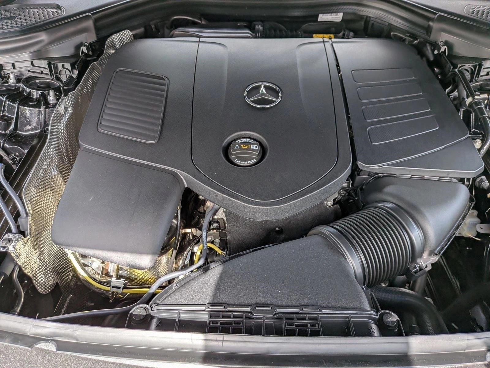2026 GLC 300, photo 15 of 16