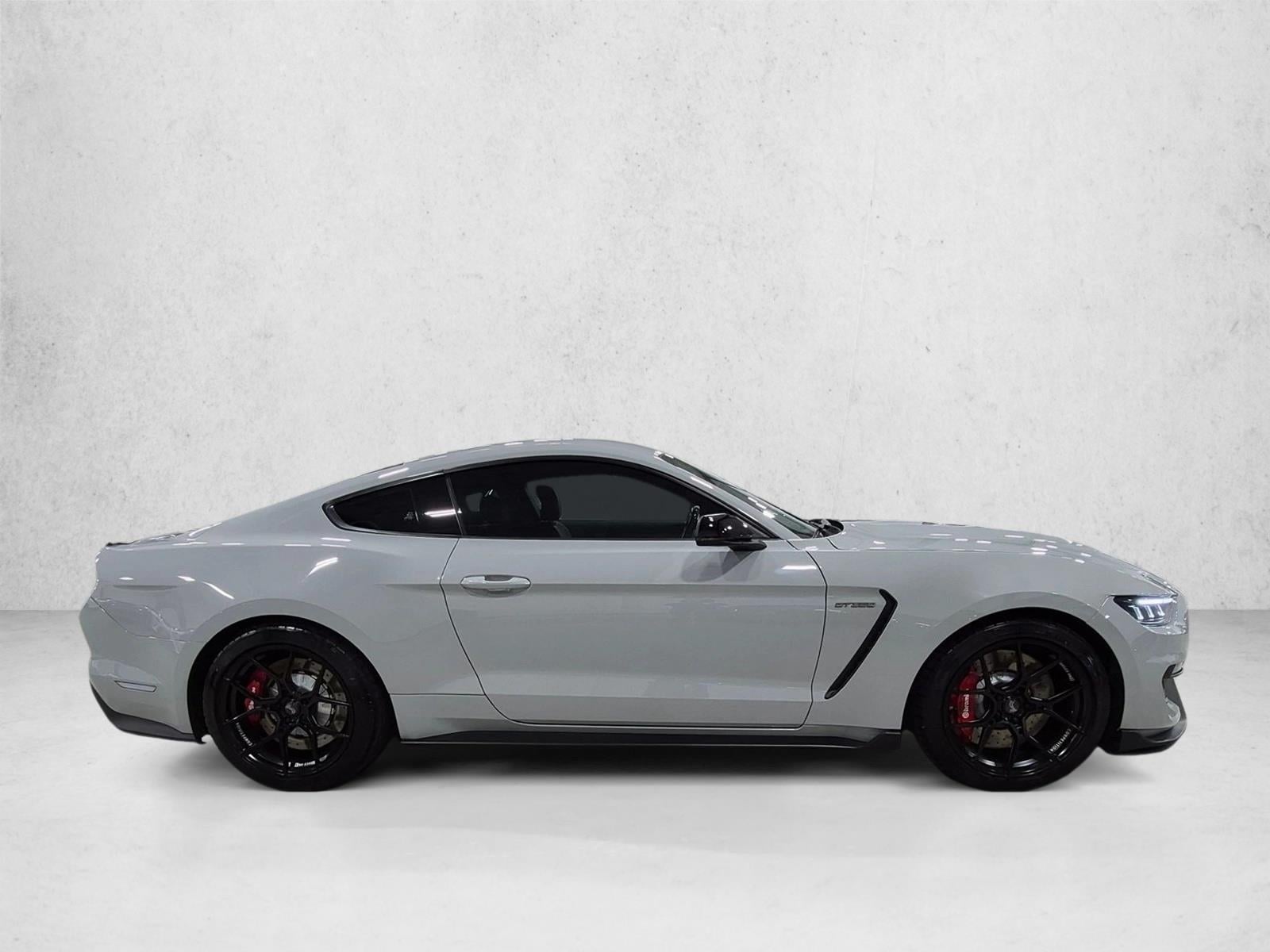 2017 Ford Mustang Shelby Coupe, photo 4 of 24