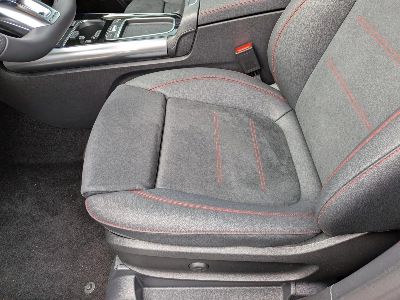 2026 AMG GLA 35, photo 4 of 17