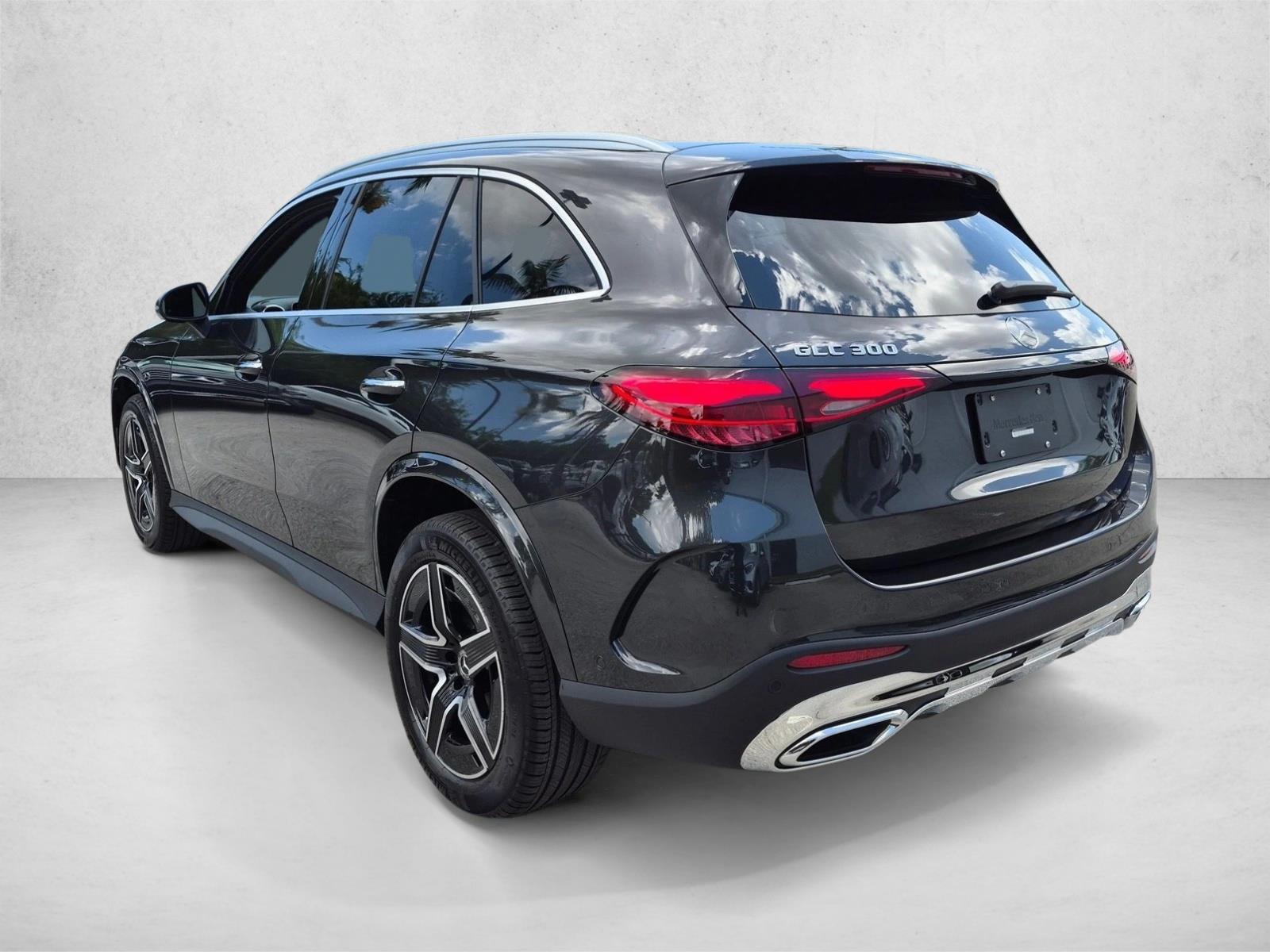 2027 GLC 300, photo 8 of 17