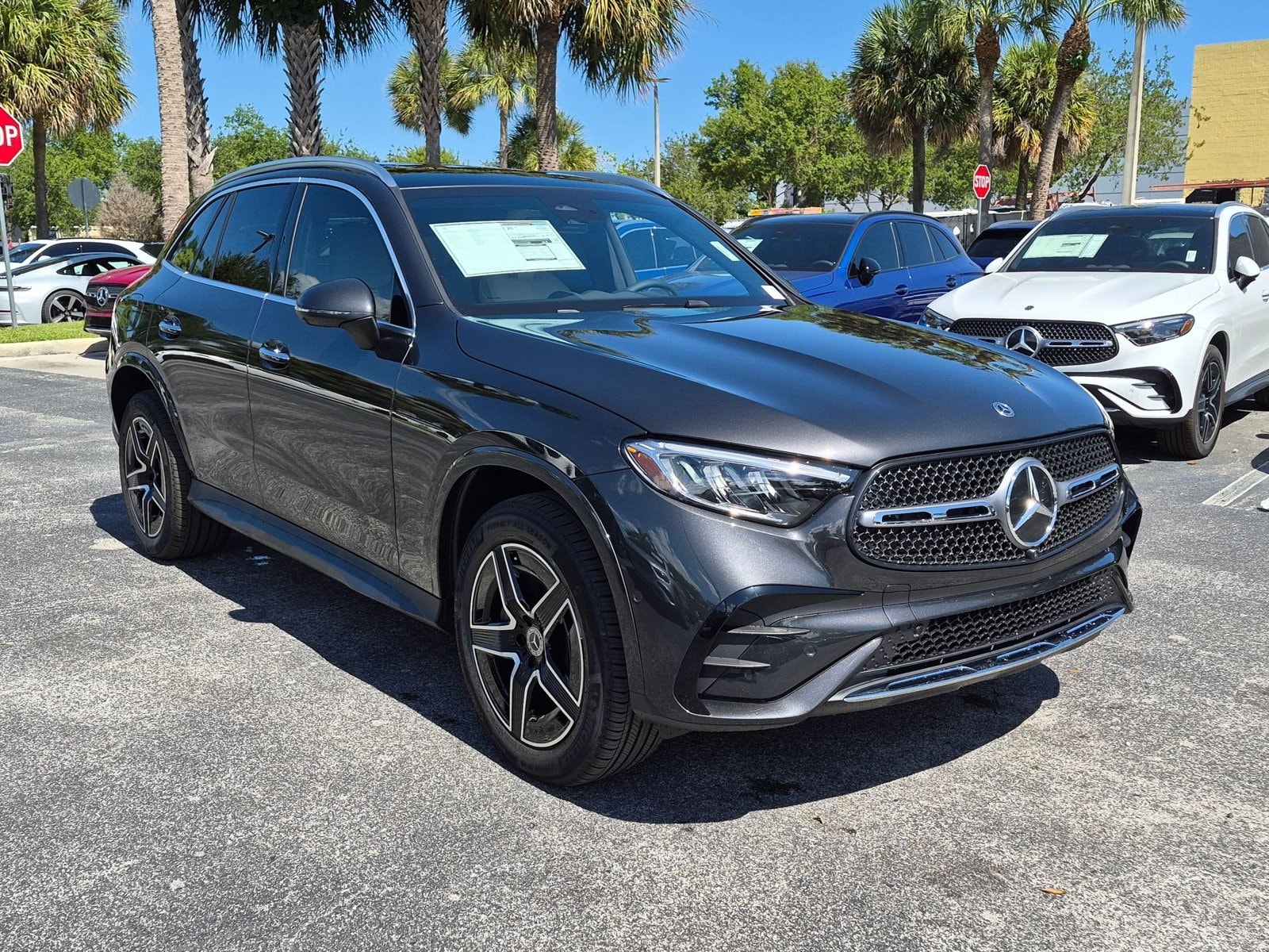 2027 GLC 300 4MATIC, photo 6 of 17