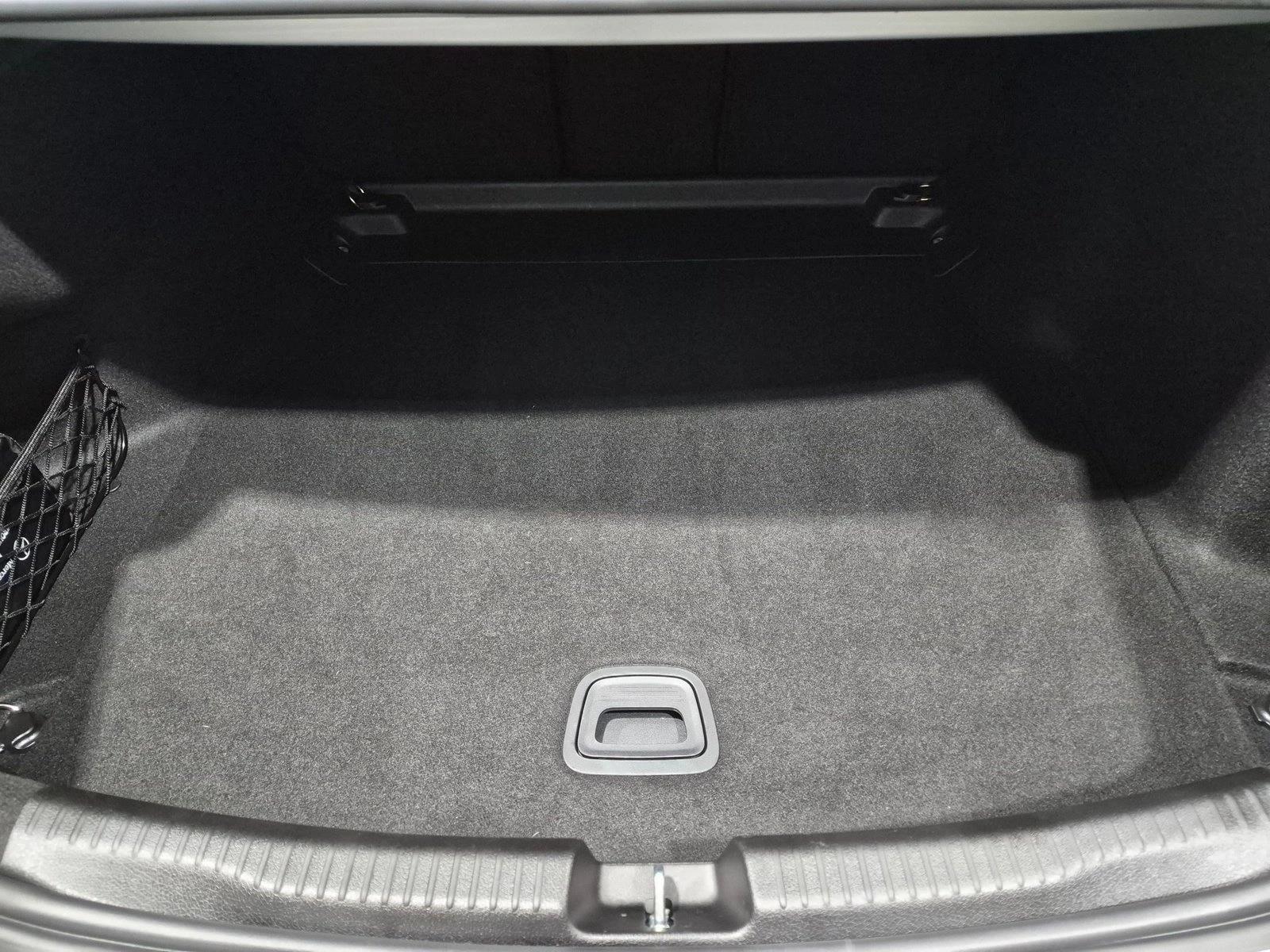 2026 C 300, photo 6 of 25