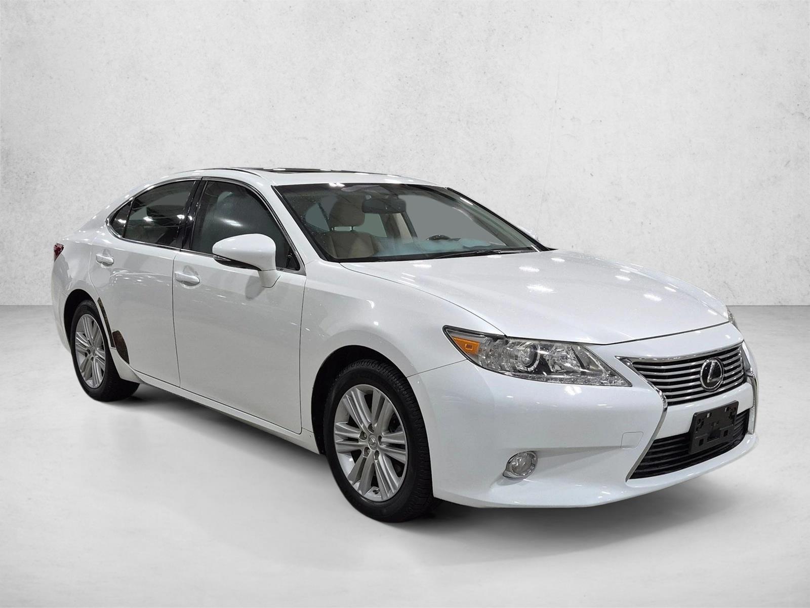 2014 Lexus ES 350, photo 3 of 25
