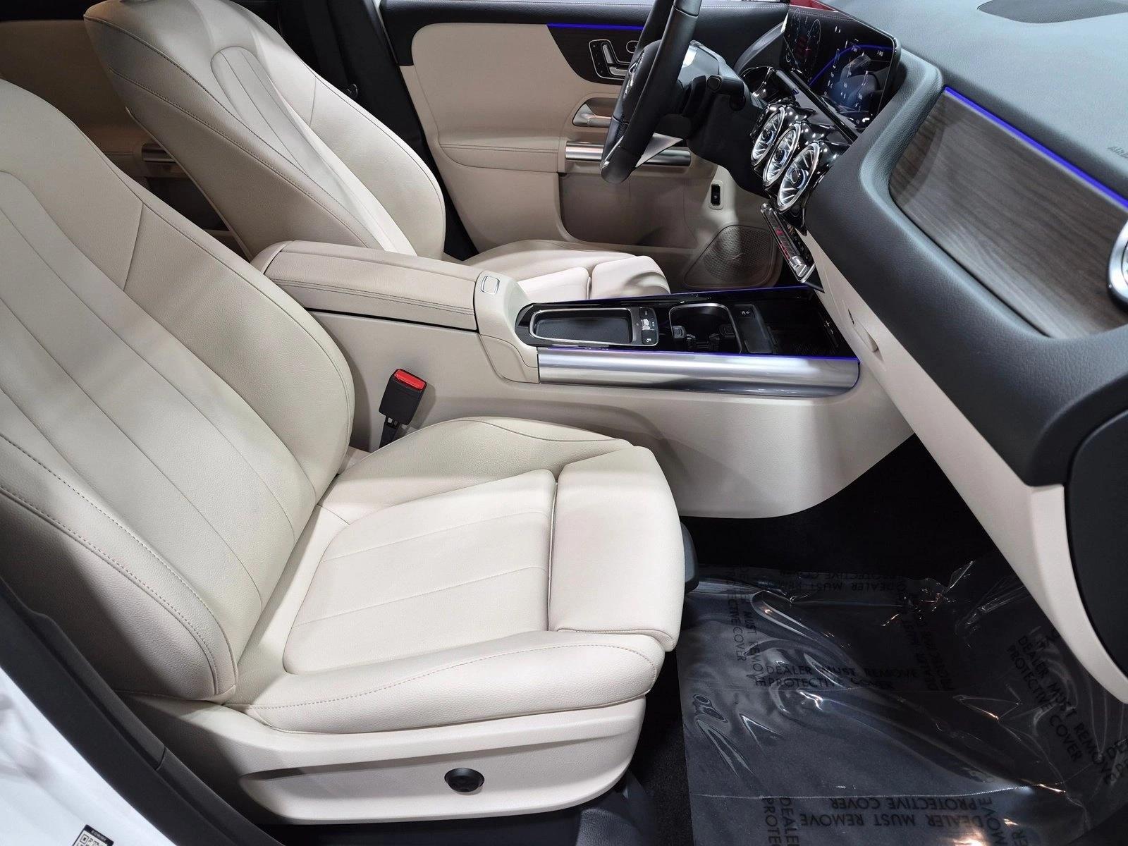 2026 GLA 250, photo 21 of 25
