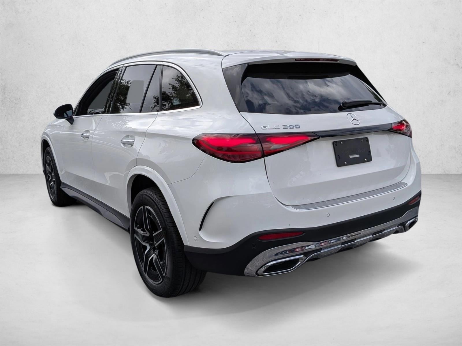 2026 GLC 300, photo 8 of 16