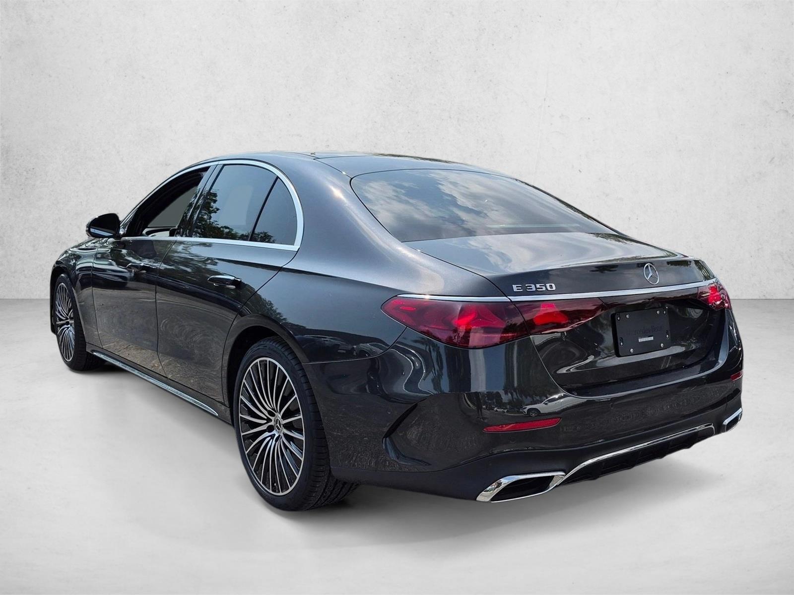 2027 E 350, photo 8 of 17
