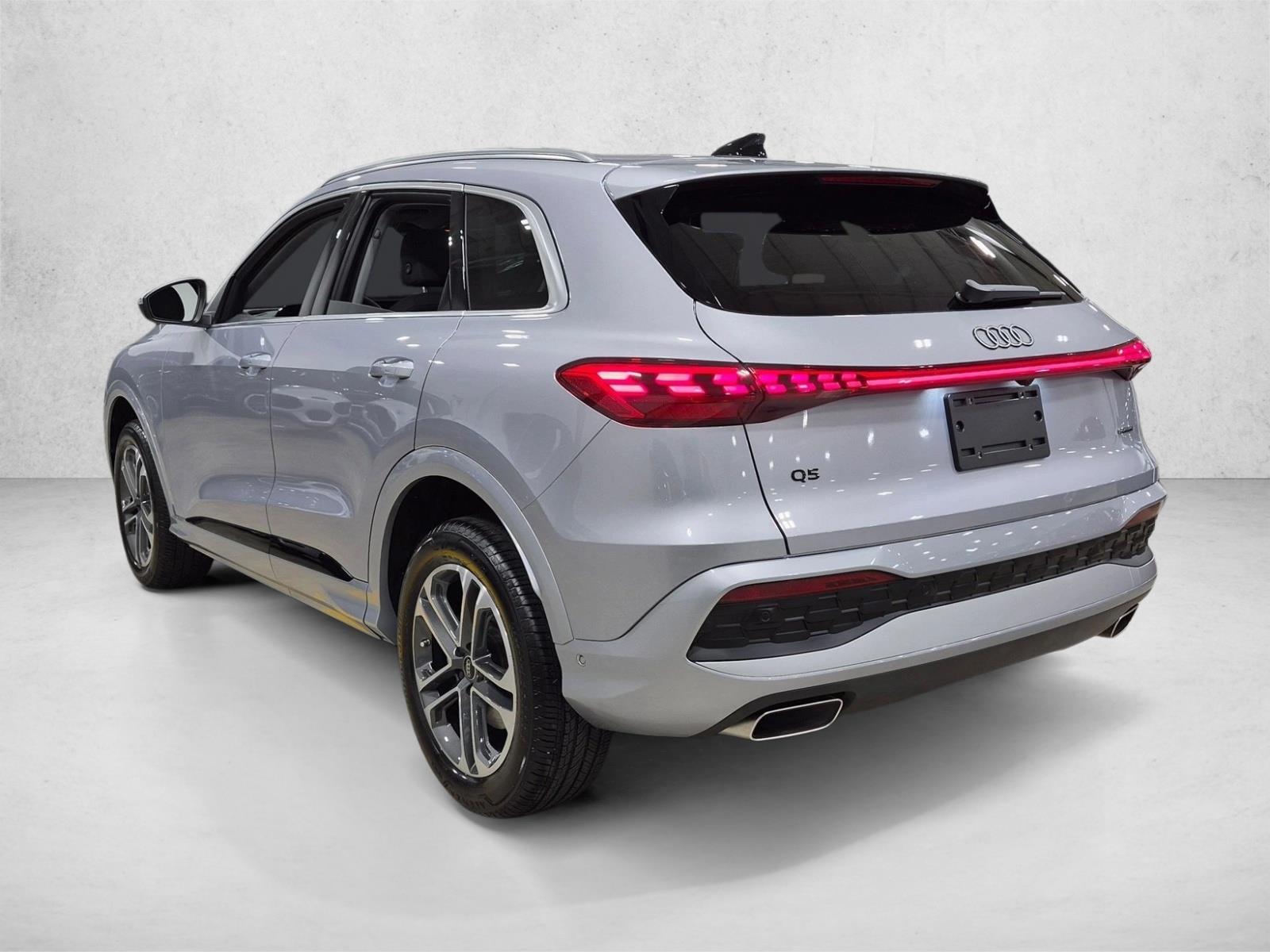 2025 Audi Q5 quattro Premium, photo 8 of 26