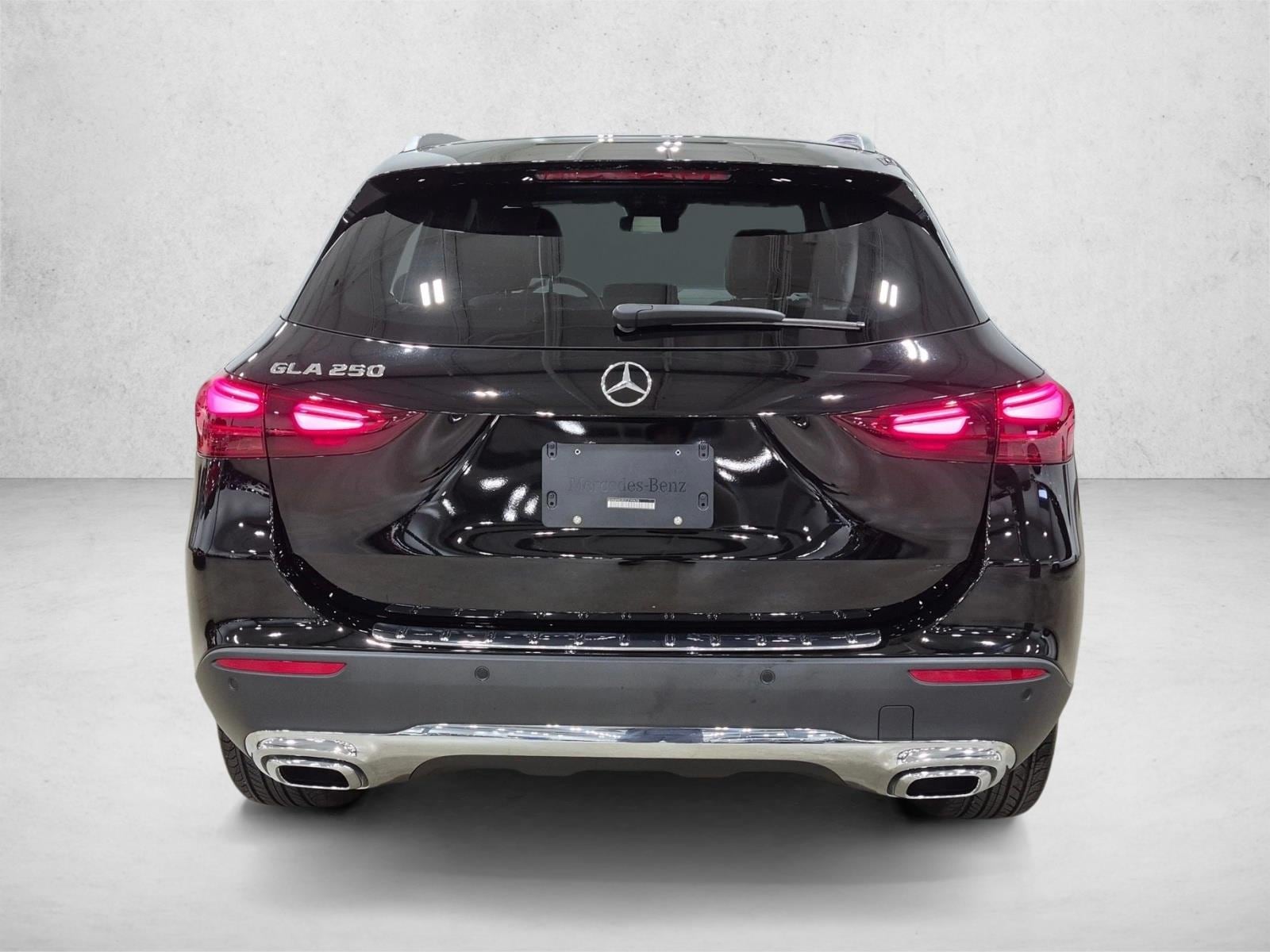 2026 GLA 250, photo 7 of 25
