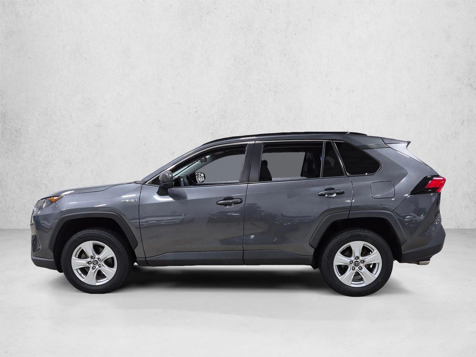 2020 Toyota RAV4 LE HV, photo 9 of 24