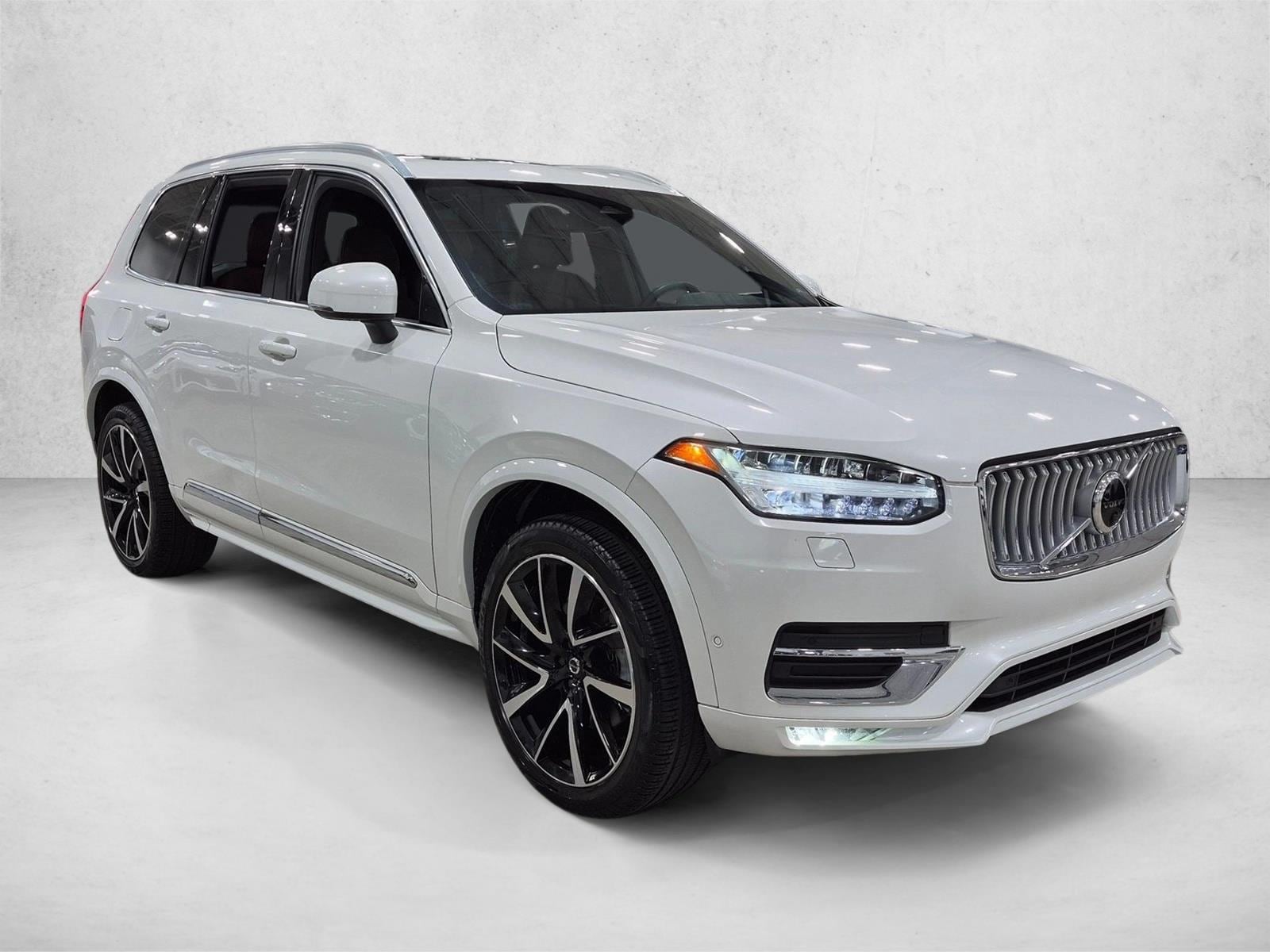 2023 Volvo XC90 Plus Bright, photo 3 of 26