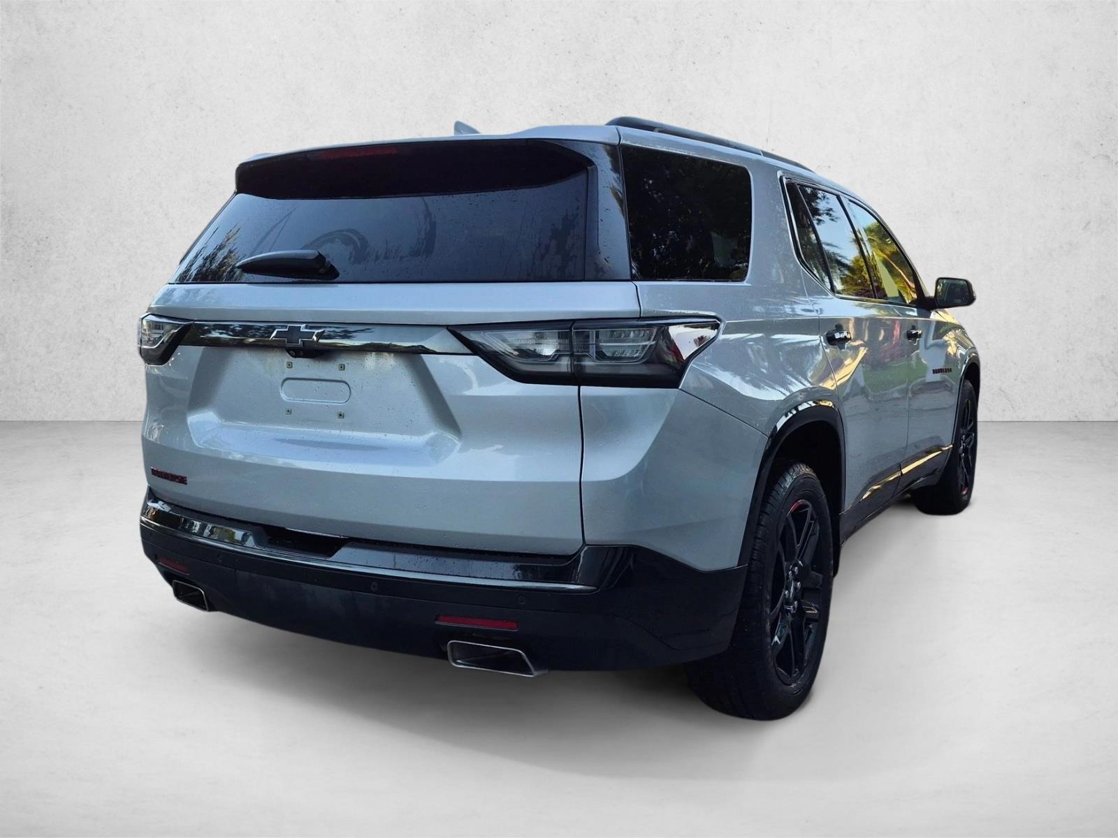 2021 Chevrolet Traverse Premier, photo 5 of 26