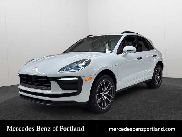 2022 Porsche Macan
