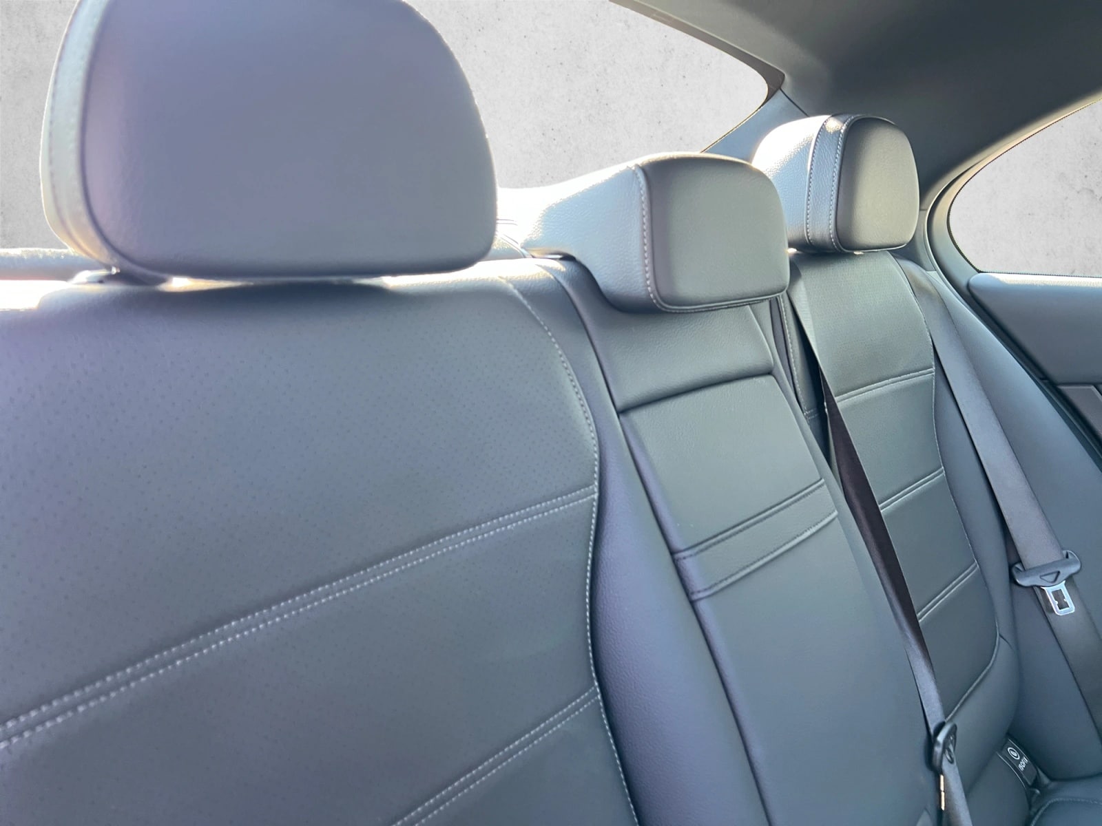 2026 Mercedes-Benz C-Class Sedan C 300 - Photo 23