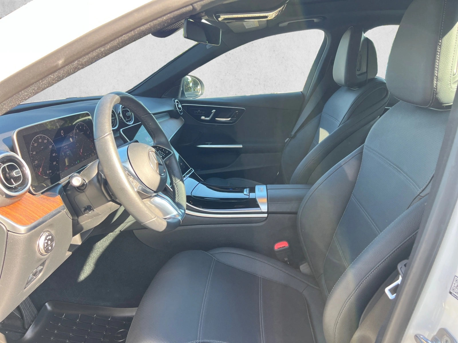 2026 Mercedes-Benz C-Class Sedan C 300 - Photo 11