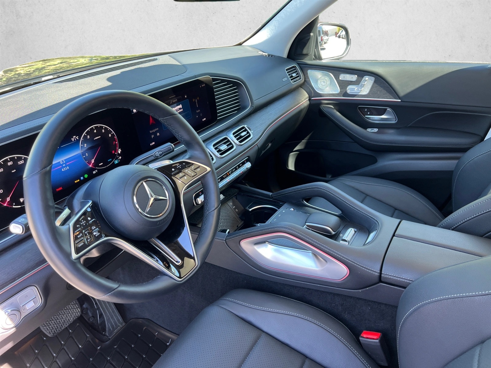 2026 Mercedes-Benz GLS Base - Photo 10