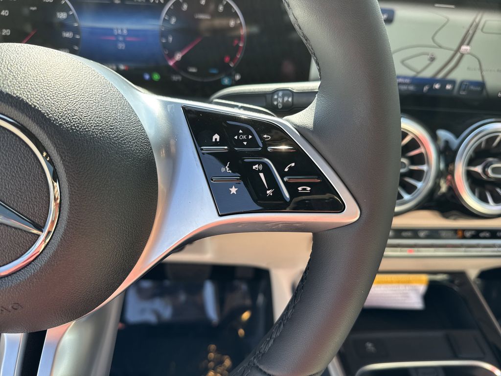 2026 Mercedes-Benz GLB GLB 250 - Photo 23