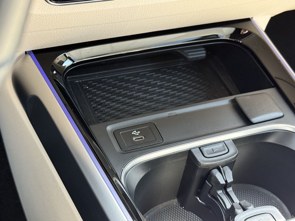 2025 Mercedes-Benz GLB Base - Photo 31