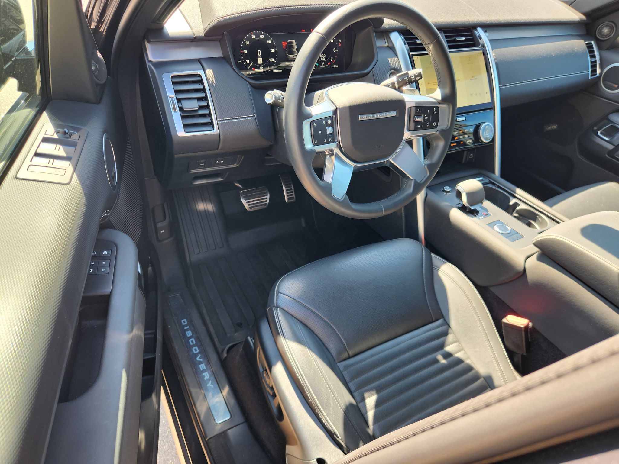 2024 Land Rover Discovery Dynamic SE - Photo 17