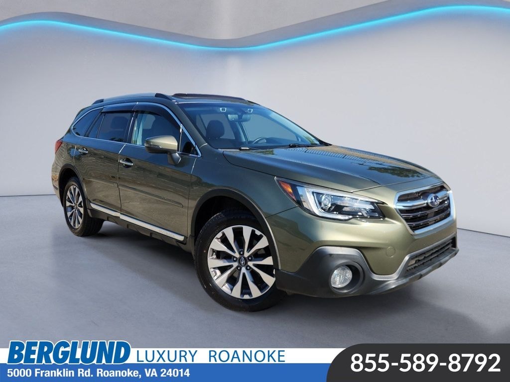 Used 2018 Subaru Outback 2.5i Touring with Starlink Sport Utility