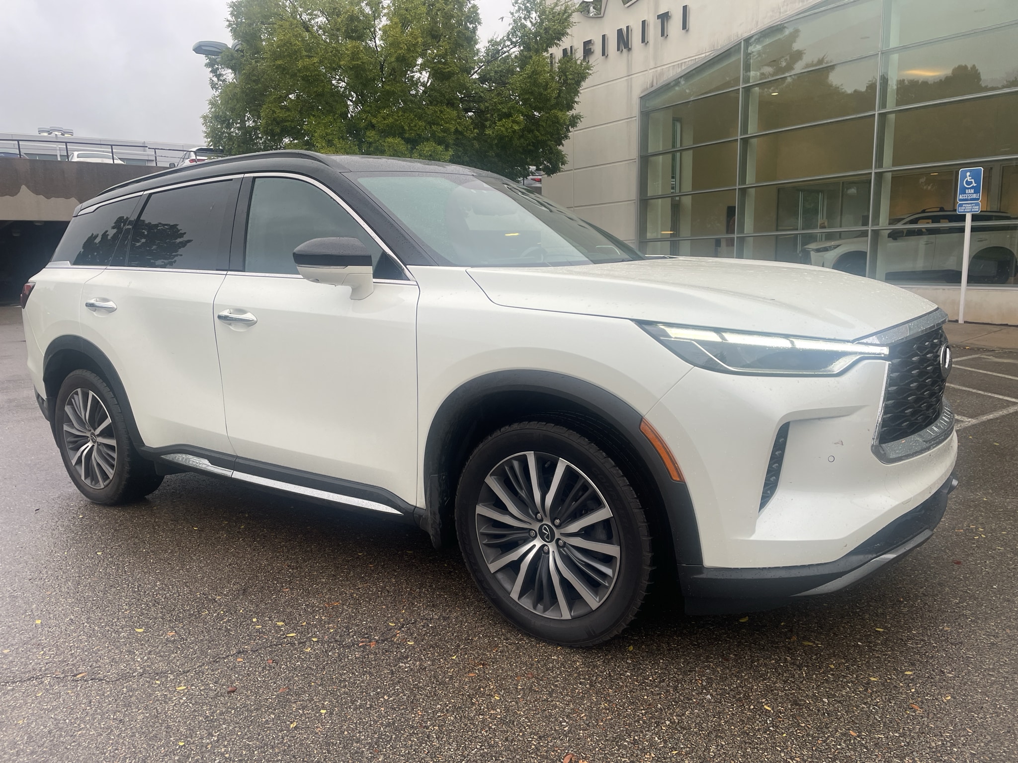 2023 INFINITI QX60