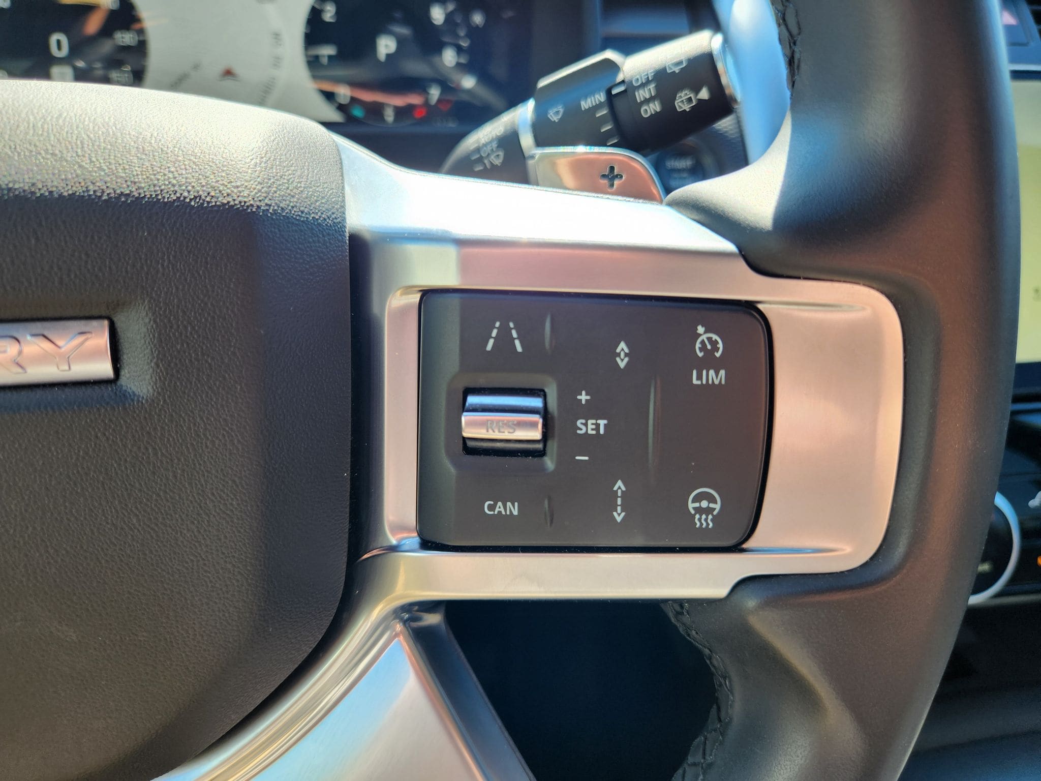 2024 Land Rover Discovery Dynamic SE - Photo 33