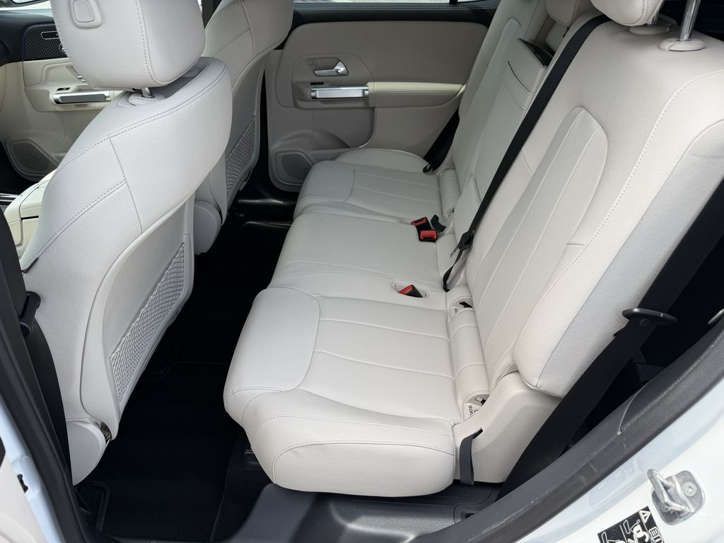 2025 Mercedes-Benz GLB Base - Photo 13