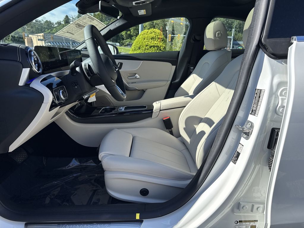 2026 Mercedes-Benz CLA CLA 250 - Photo 9
