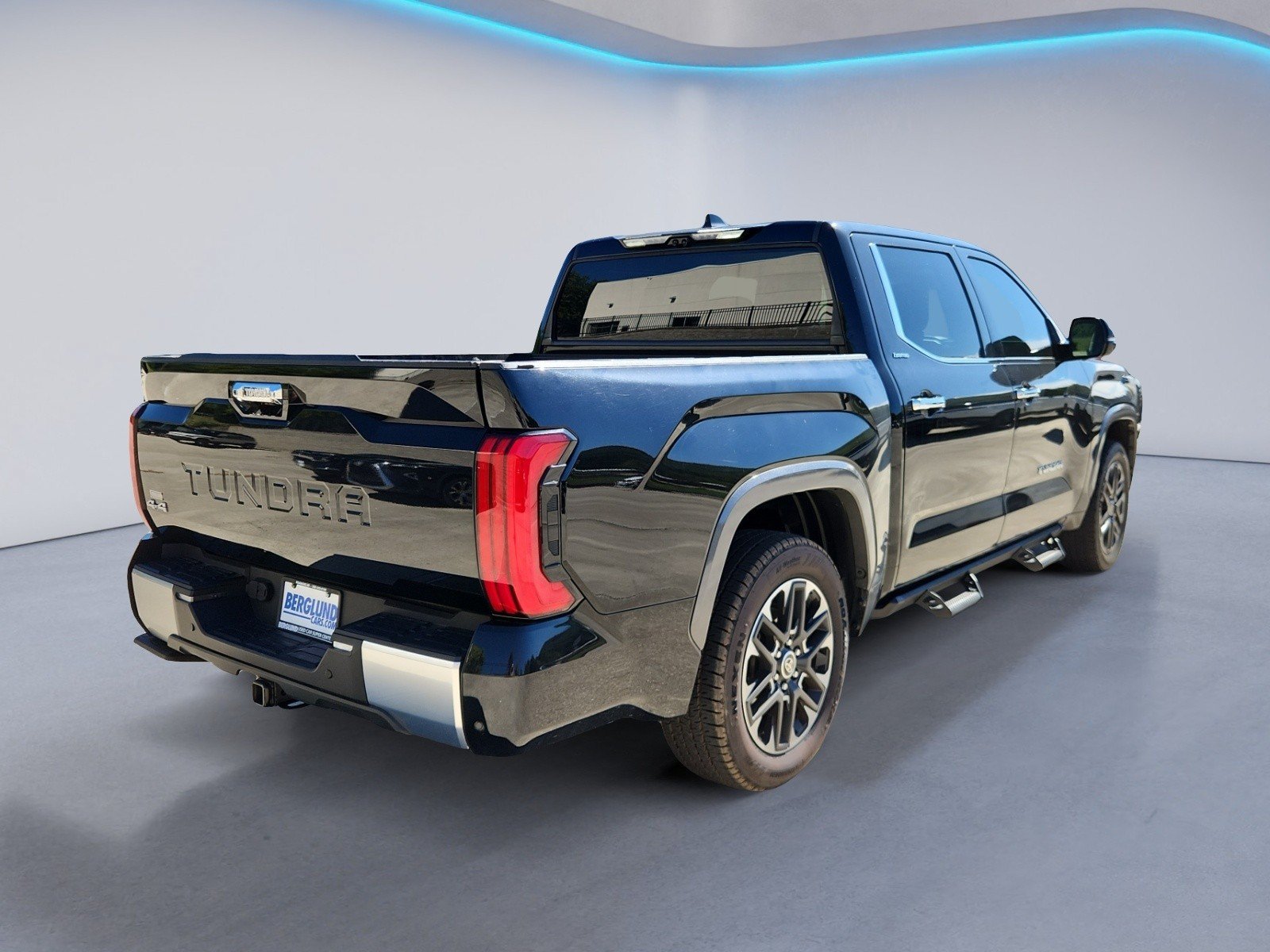 Used 2023 Toyota Tundra Limited 3.5L V6 Crew Cab