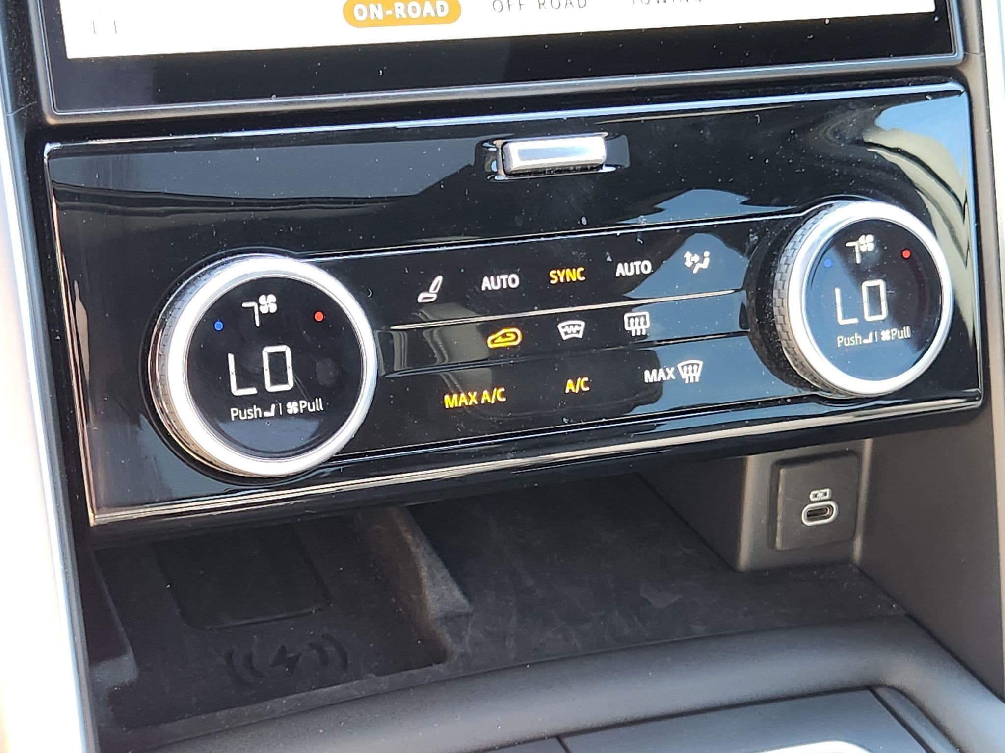 2024 Land Rover Discovery Dynamic SE - Photo 30