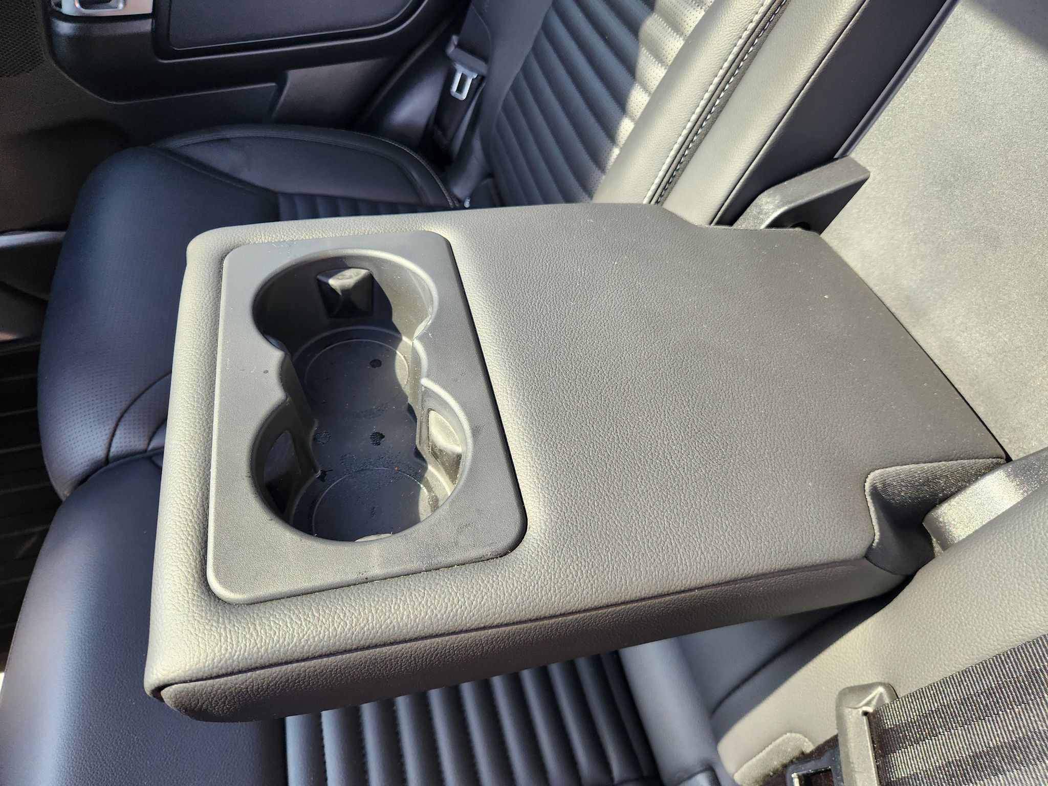 2024 Land Rover Discovery Dynamic SE - Photo 13