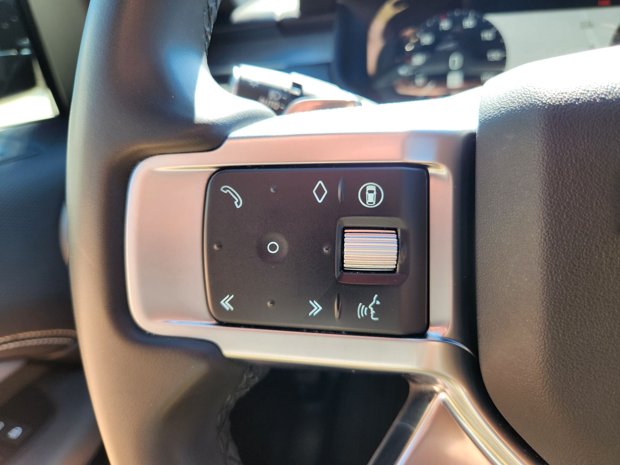 2024 Land Rover Discovery Dynamic SE - Photo 34