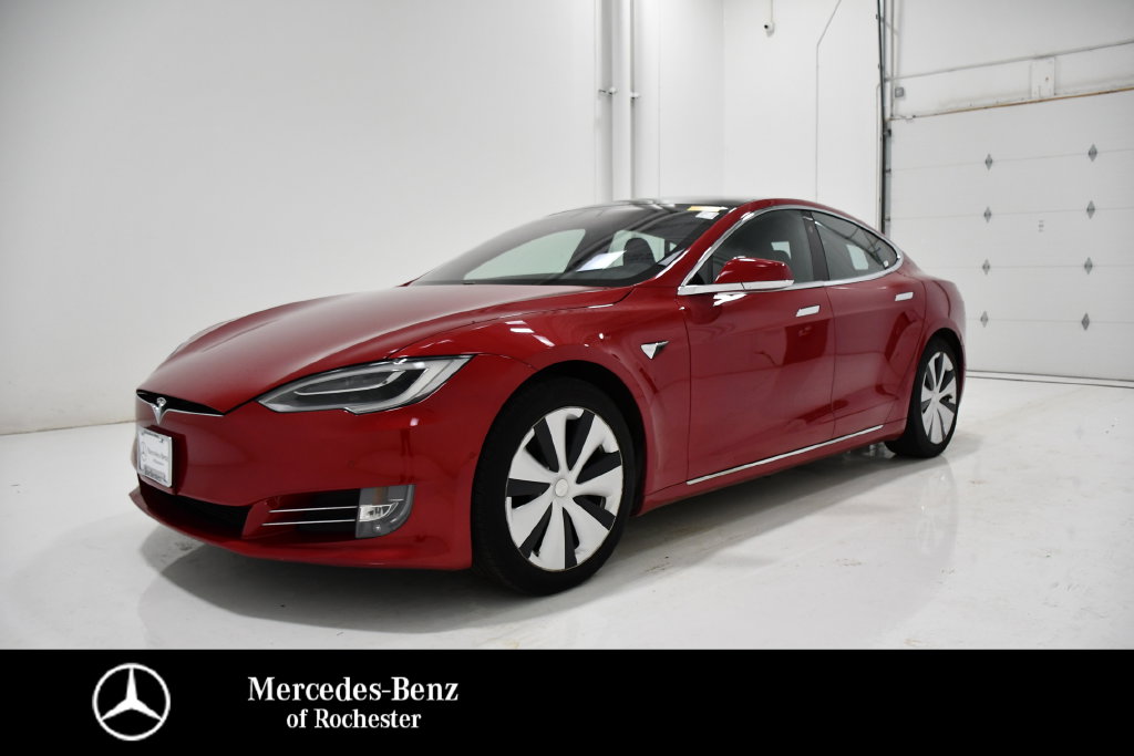  Tesla Model S