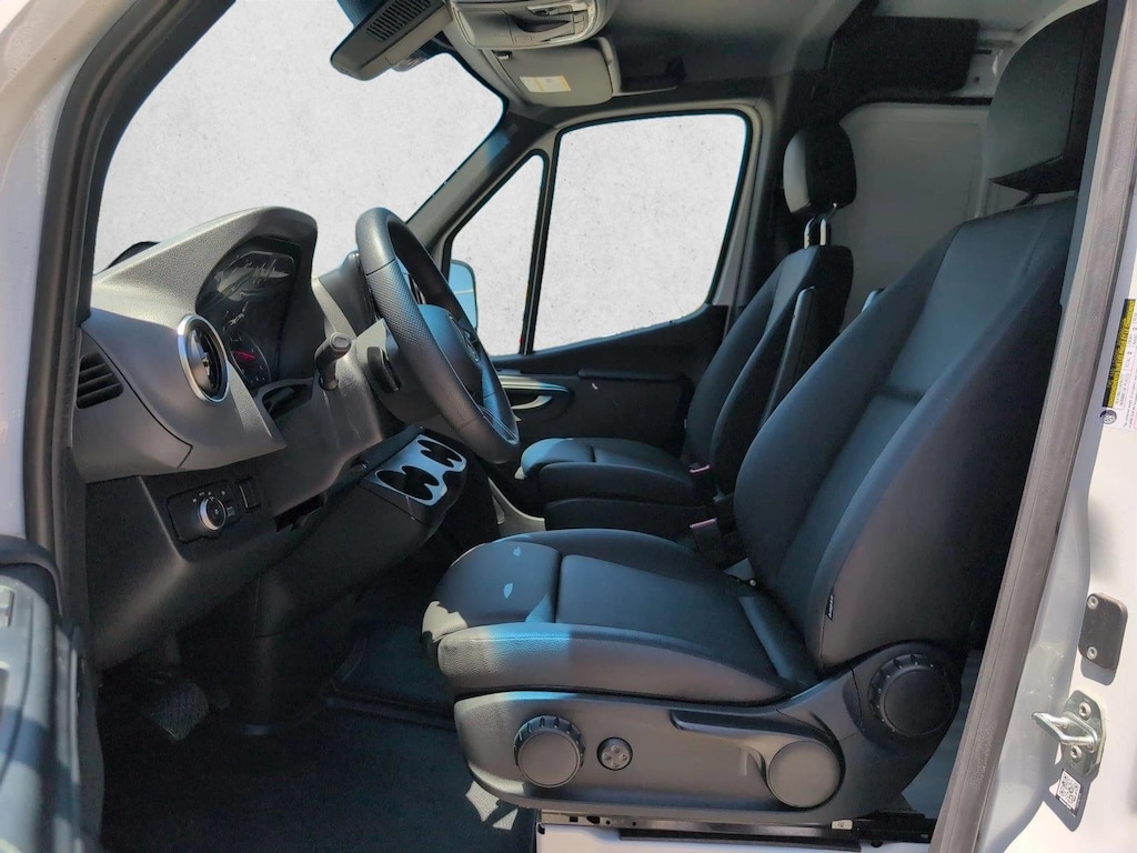 New 2026 Mercedes-Benz Sprinter 2500 2500 Standard Roof I4 Diesel HO 144" RWD Van Cargo Van
