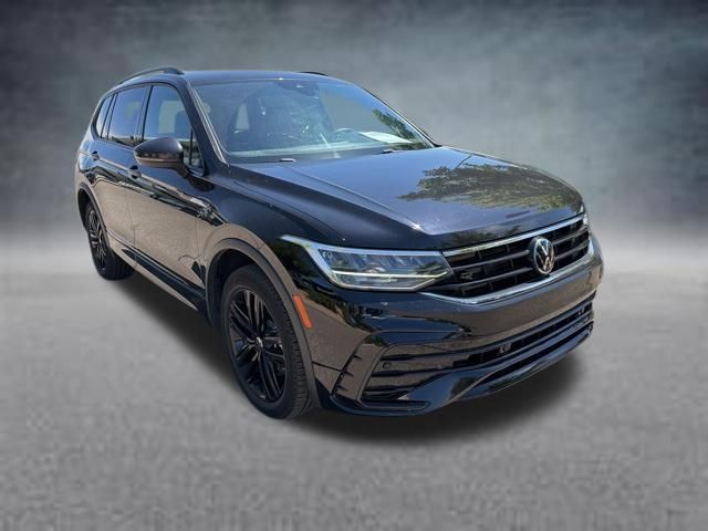 2022 Volkswagen Tiguan 2.0T SE R-Line Black SUV