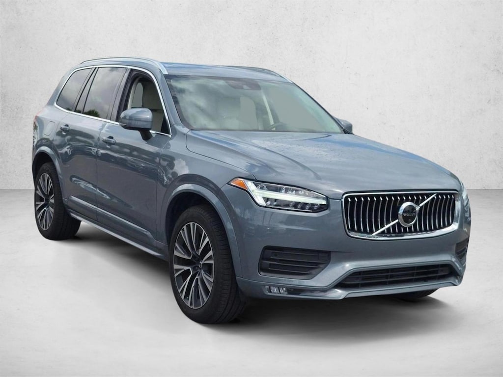 Used 2022 Volvo XC90 T6 AWD Momentum 7 Seater SUV