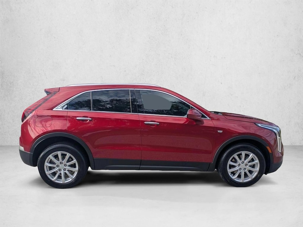 Used 2022 CADILLAC XT4 Luxury SUV