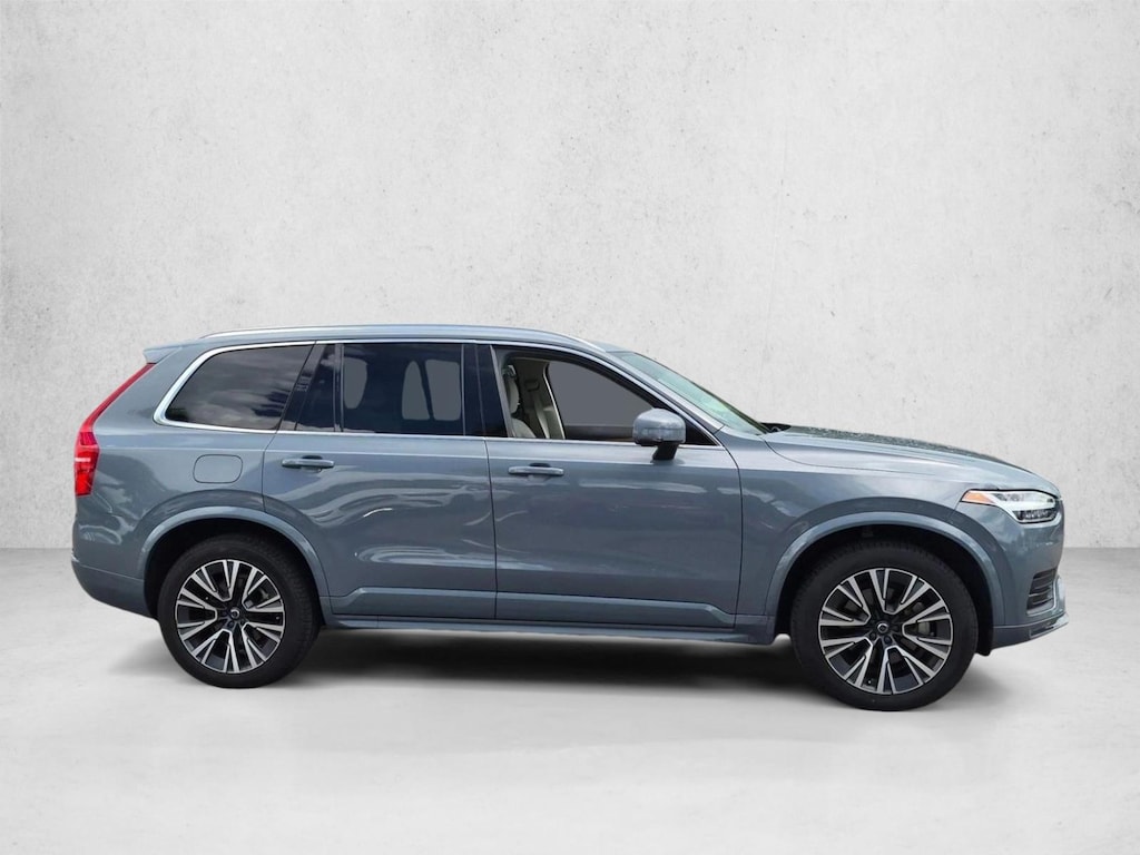 Used 2022 Volvo XC90 T6 AWD Momentum 7 Seater SUV