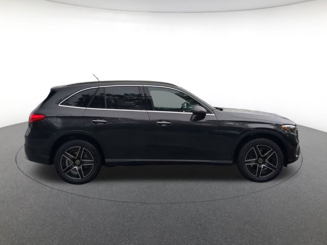 New 2027 Mercedes-Benz GLC 300 4MATIC SUV