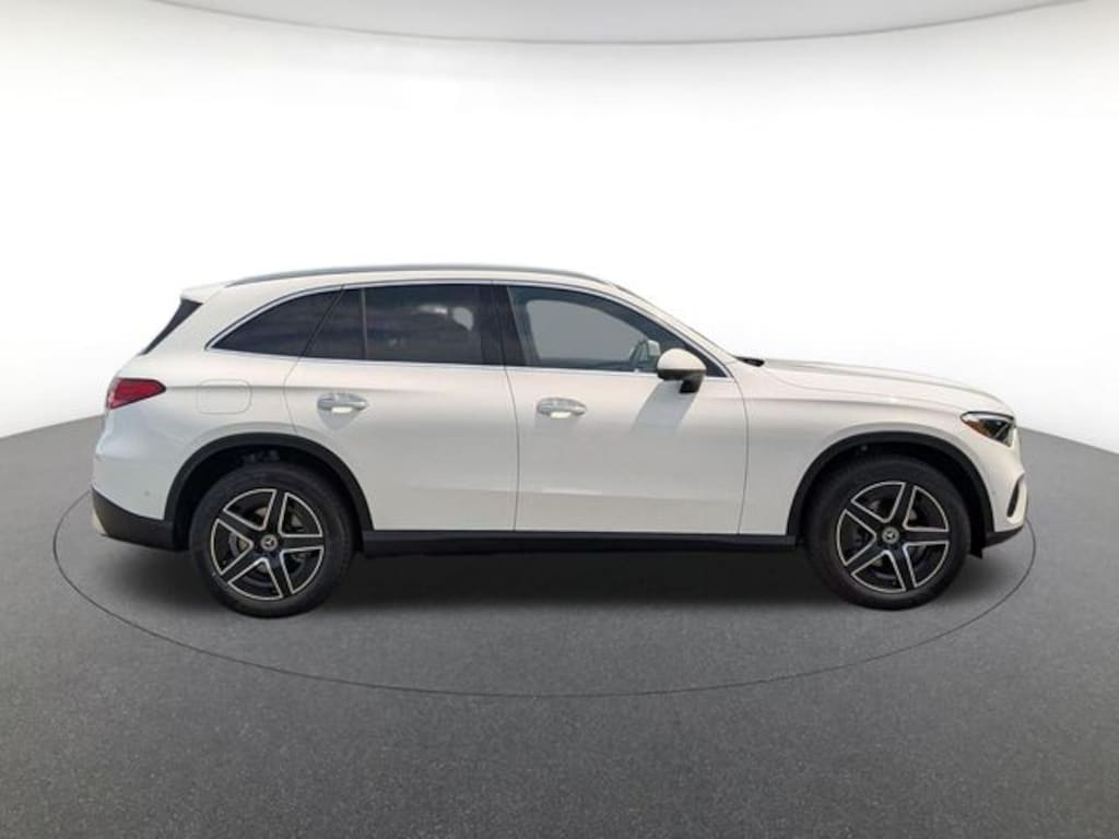 New 2027 Mercedes-Benz GLC 300 4MATIC SUV