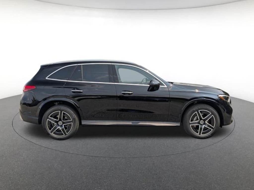 New 2026 Mercedes-Benz GLC 300 4MATIC SUV