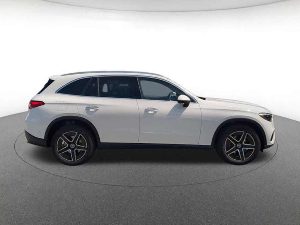 New 2027 Mercedes-Benz GLC 300 4MATIC SUV
