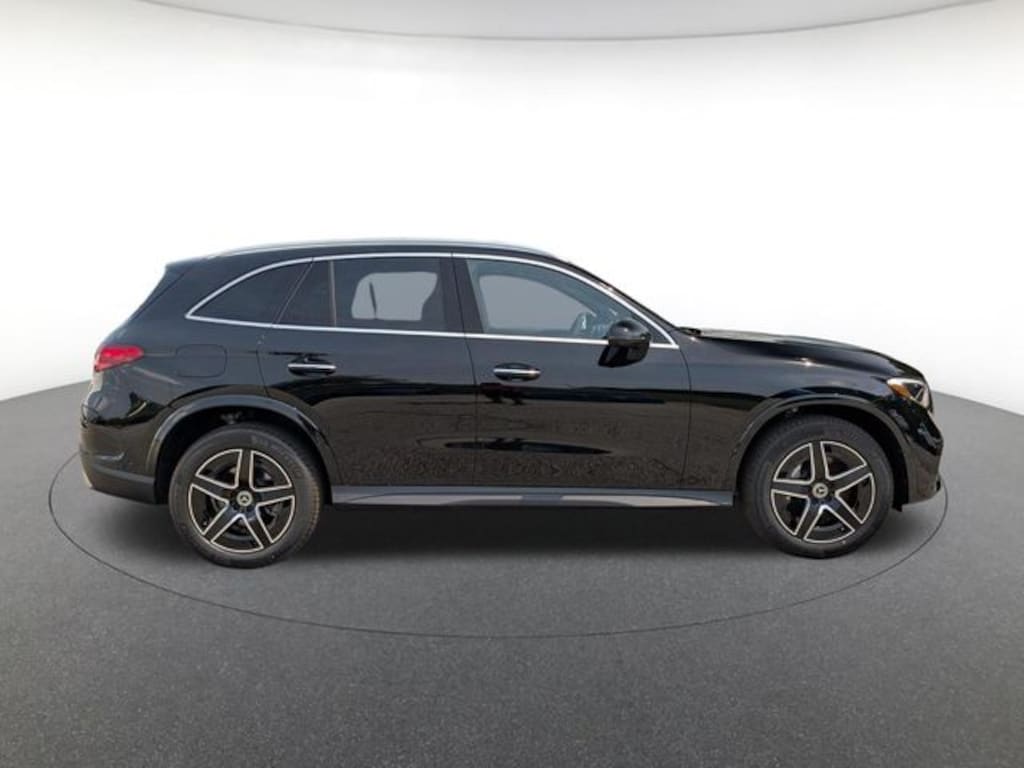 New 2027 Mercedes-Benz GLC 300 4MATIC SUV