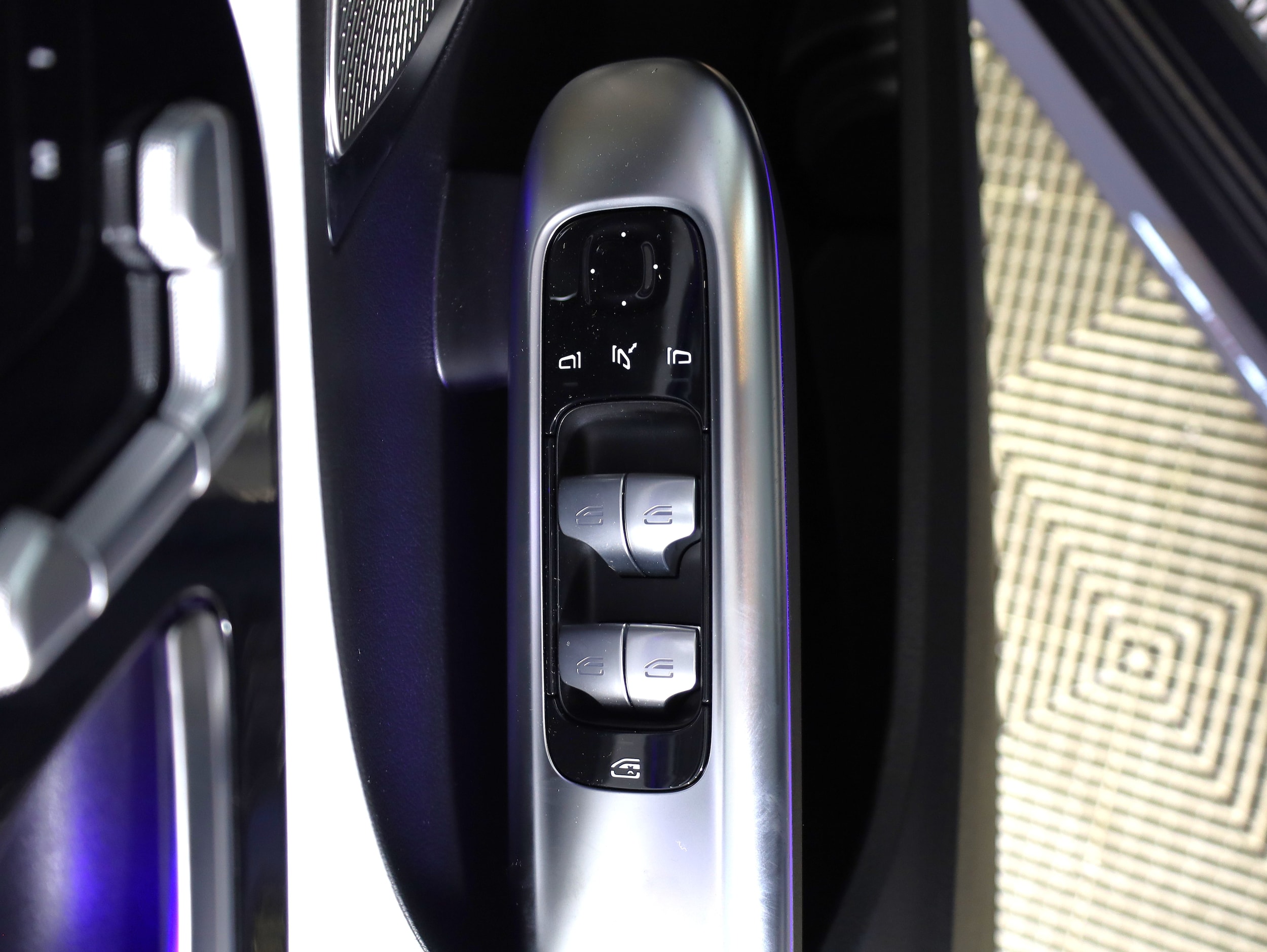 2026 Mercedes-Benz C-Class Sedan C 300 - Photo 7
