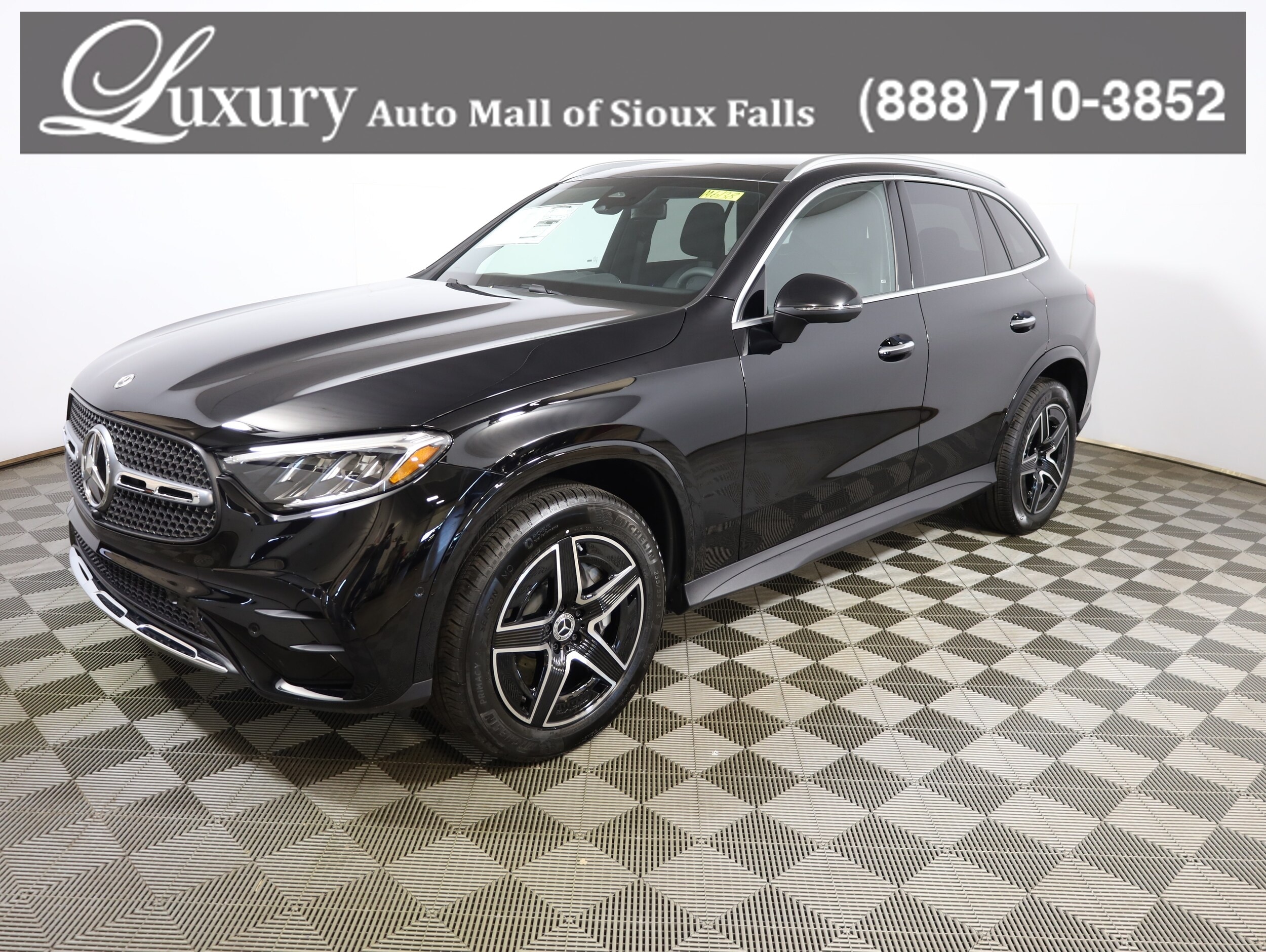 2026 Mercedes-Benz GLC