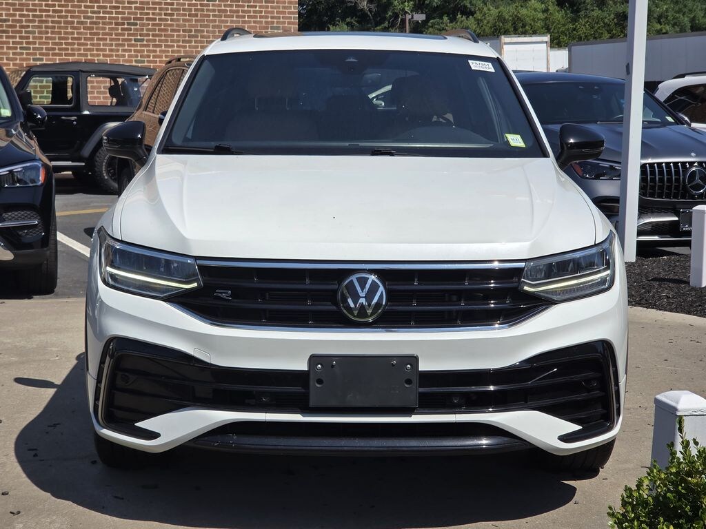 Used 2024 Volkswagen Tiguan 2.0T SE R-Line Black SUV