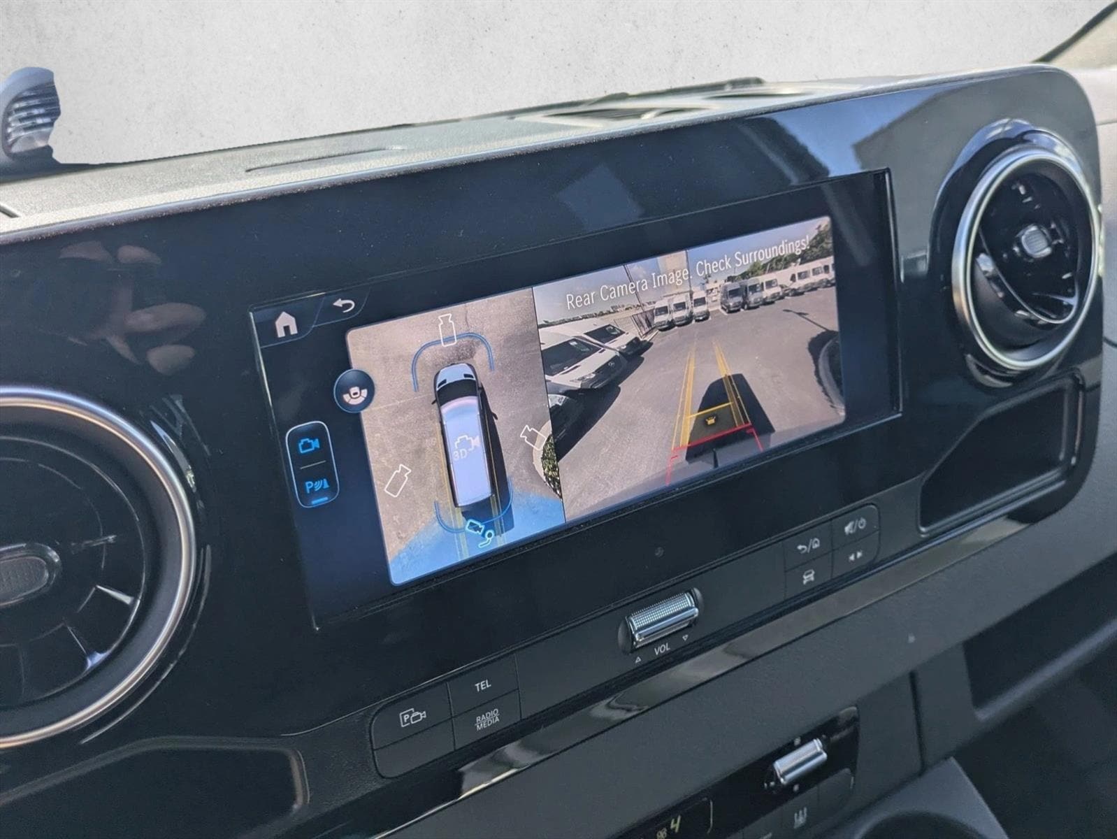 2025 Mercedes-Benz Sprinter Passenger Van Base - Photo 13