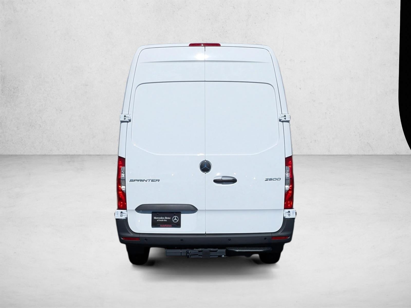 2026 Mercedes-Benz Sprinter Cargo Van Base - Photo 8