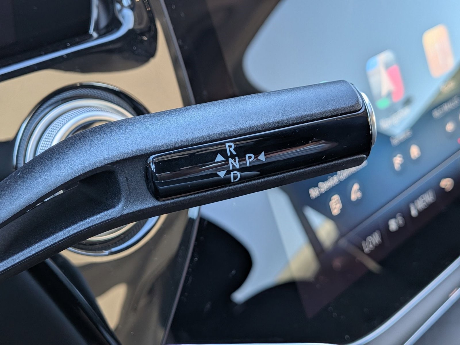2025 Mercedes-Benz E-Class E350 - Photo 12