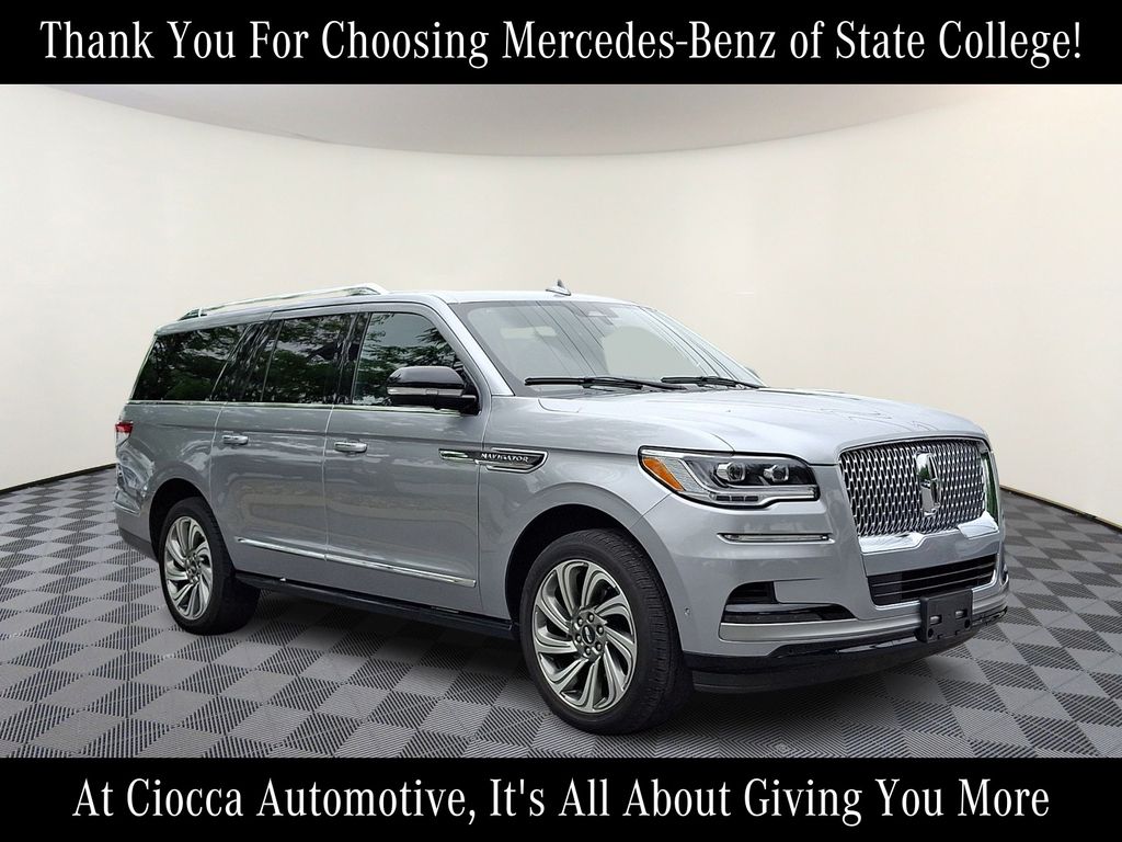 2023 Lincoln Navigator